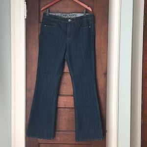 Calvin Klein Women’s jean sz 31/12